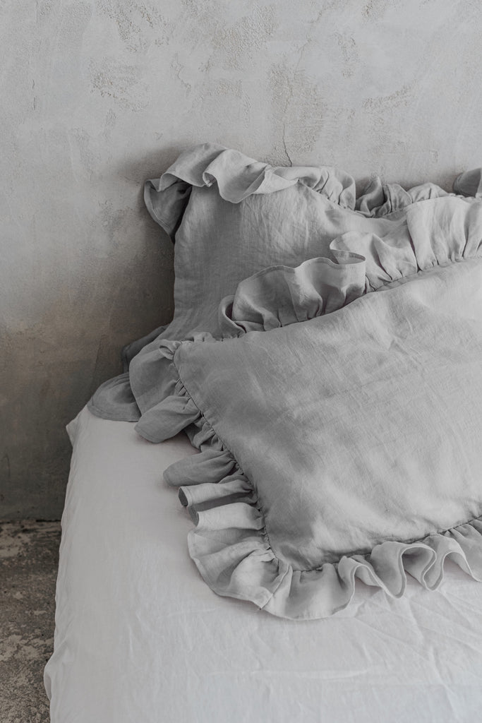 Organic Stonewashed Linen Ruffle Pillowcases Set Light Grey 359