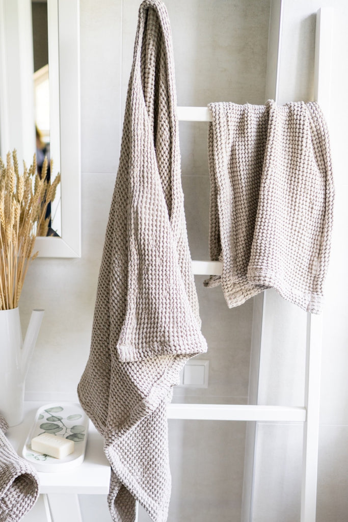 Dark Gray Waffle Linen Bath Towel