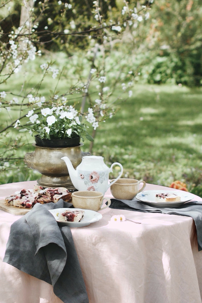 Stonewashed Linen Tablecloth Round Tablecloth Linen Napkins Set Basic Napkin Basic Tablecloth Dark Grey Pink 1341